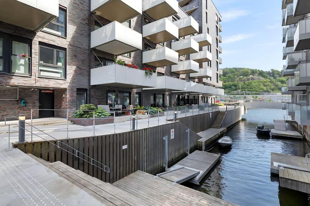 Oceanfront Apartment - Oslo Central - Private Patio Exterior foto