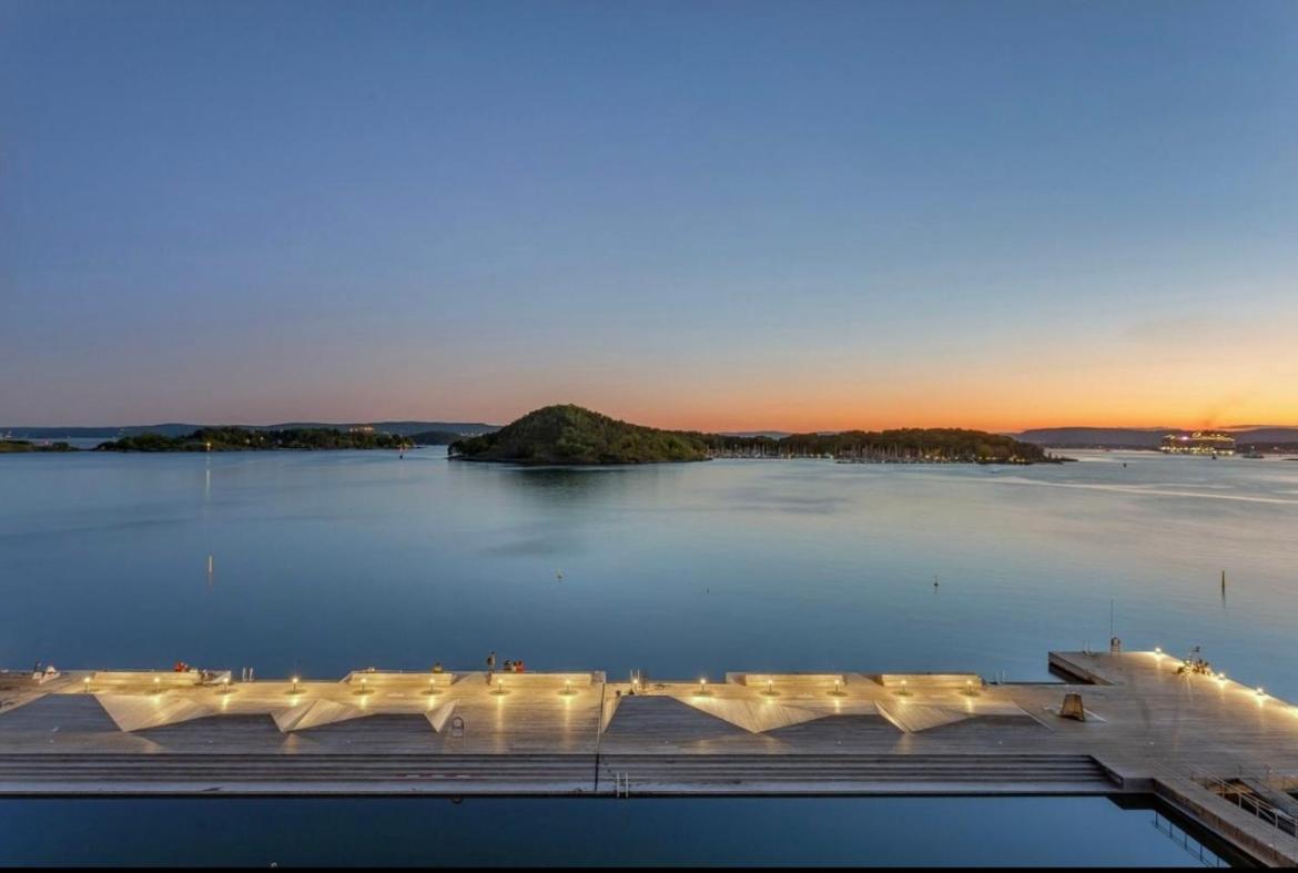 Oceanfront Apartment - Oslo Central - Private Patio Exterior foto